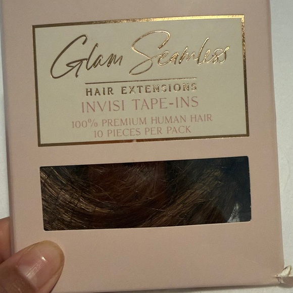 Glam Seamless Hair Extensions tape in 20"
Hazelnut color , - Picture 2 of 7